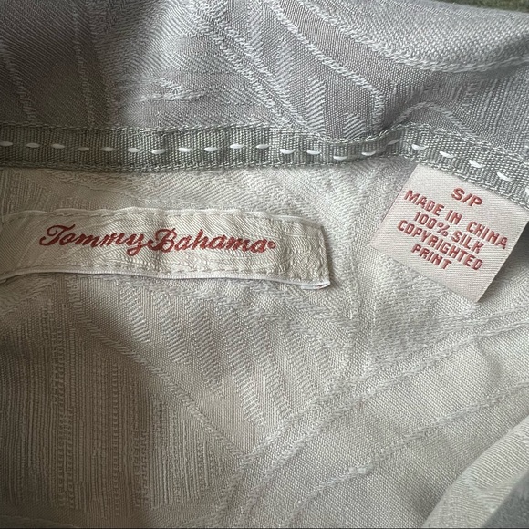 Tommy Bahama Hawaiian Silk Button Shirt Short Sleeves Leaf Print Men Sz S - Picture 4 of 6